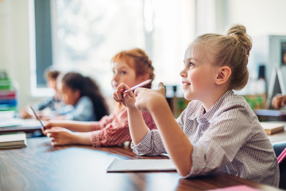 Back-to-School Eye Exams: Why School Vision Screenings Aren’t Enough